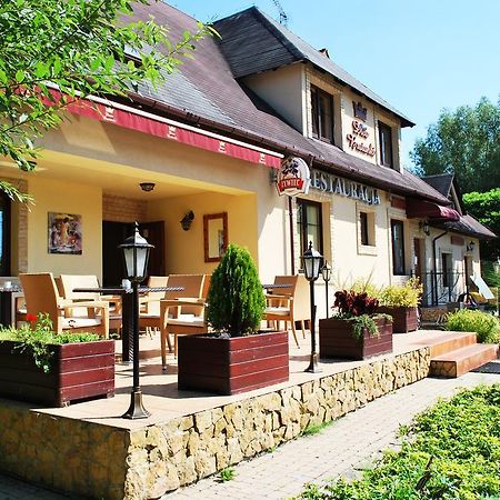 Dwa Bratanki Rzeszów Exterior foto