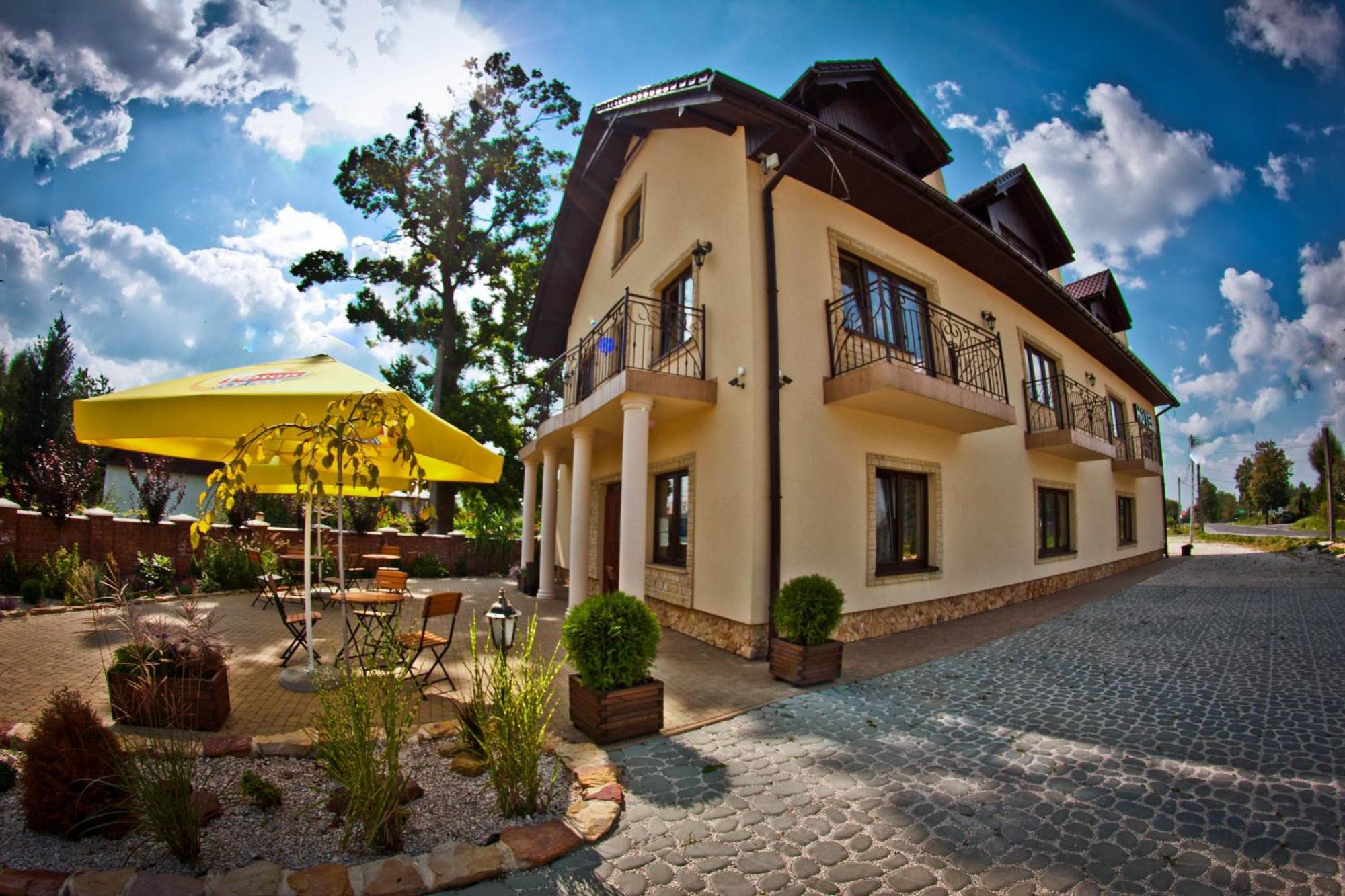 Dwa Bratanki Rzeszów Exterior foto