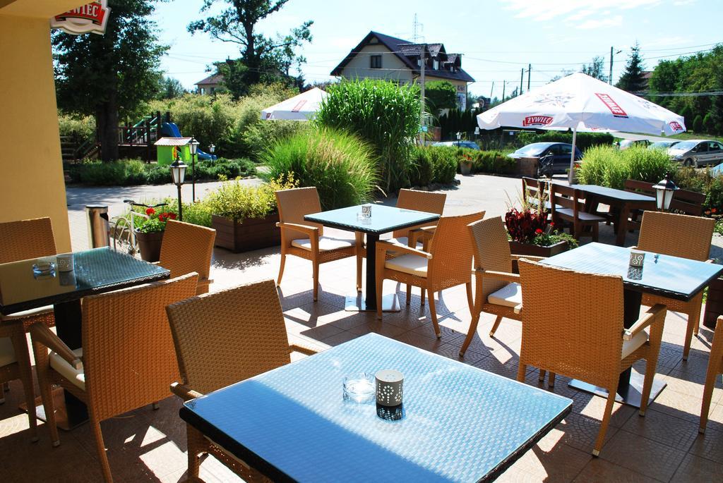 Dwa Bratanki Rzeszów Exterior foto