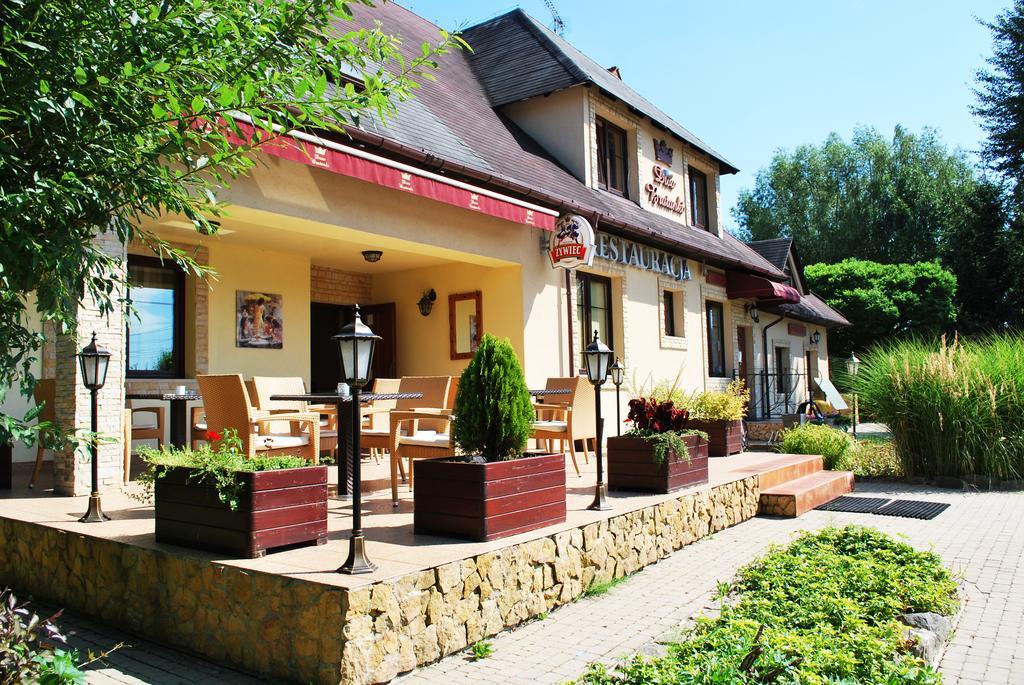 Dwa Bratanki Rzeszów Exterior foto