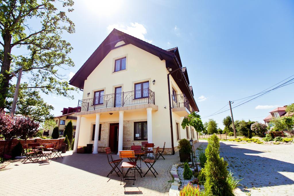 Dwa Bratanki Rzeszów Exterior foto