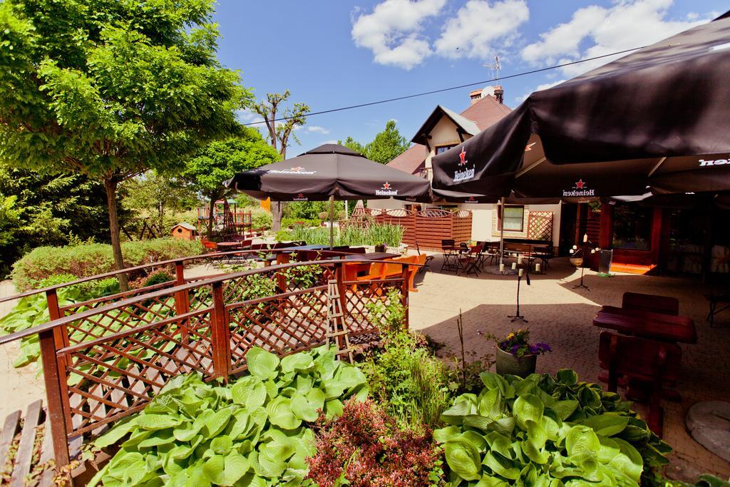 Dwa Bratanki Rzeszów Exterior foto